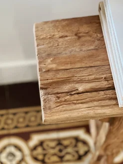 Banc rustique en bois vieilli