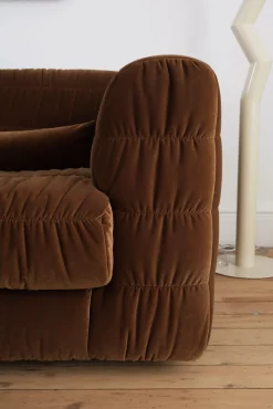 Canapé 4 places velours caramel