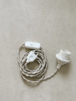 Câble corde torsadé électrifié