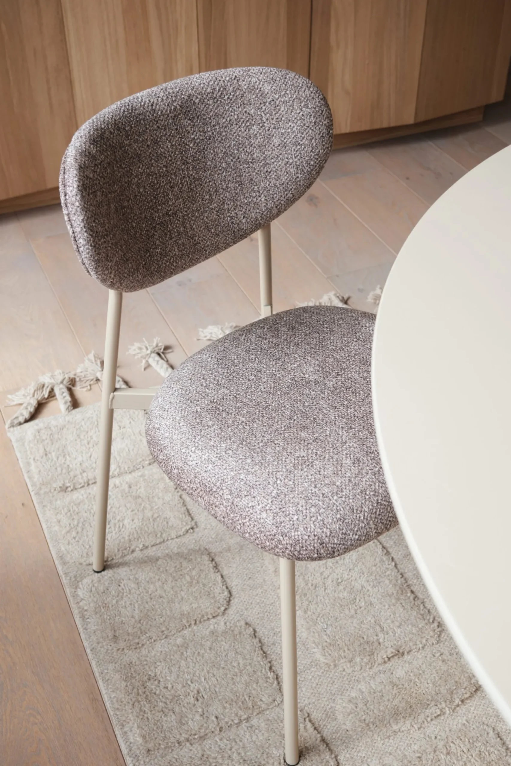 Chaise de salle à manger moderne