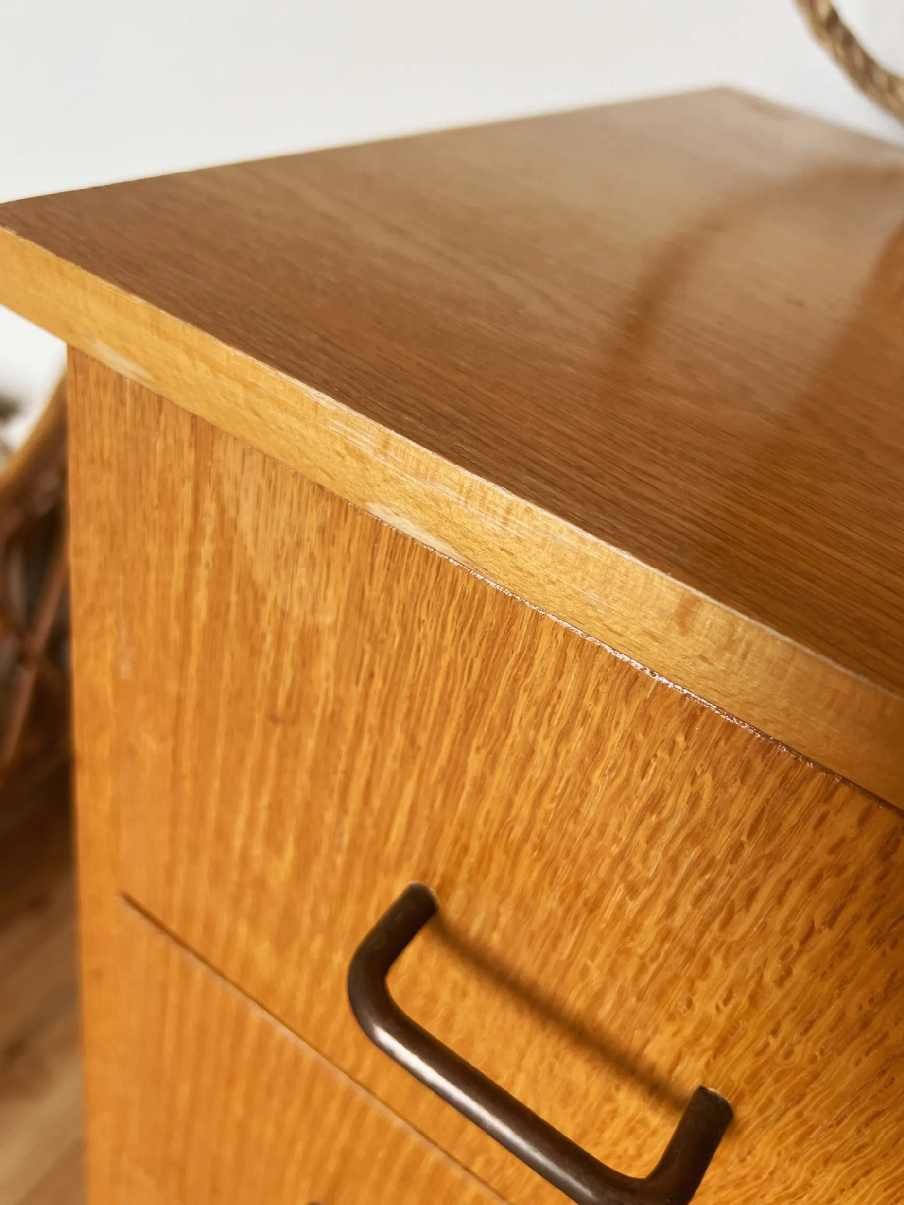 Commode vintage en bois 4 tiroirs