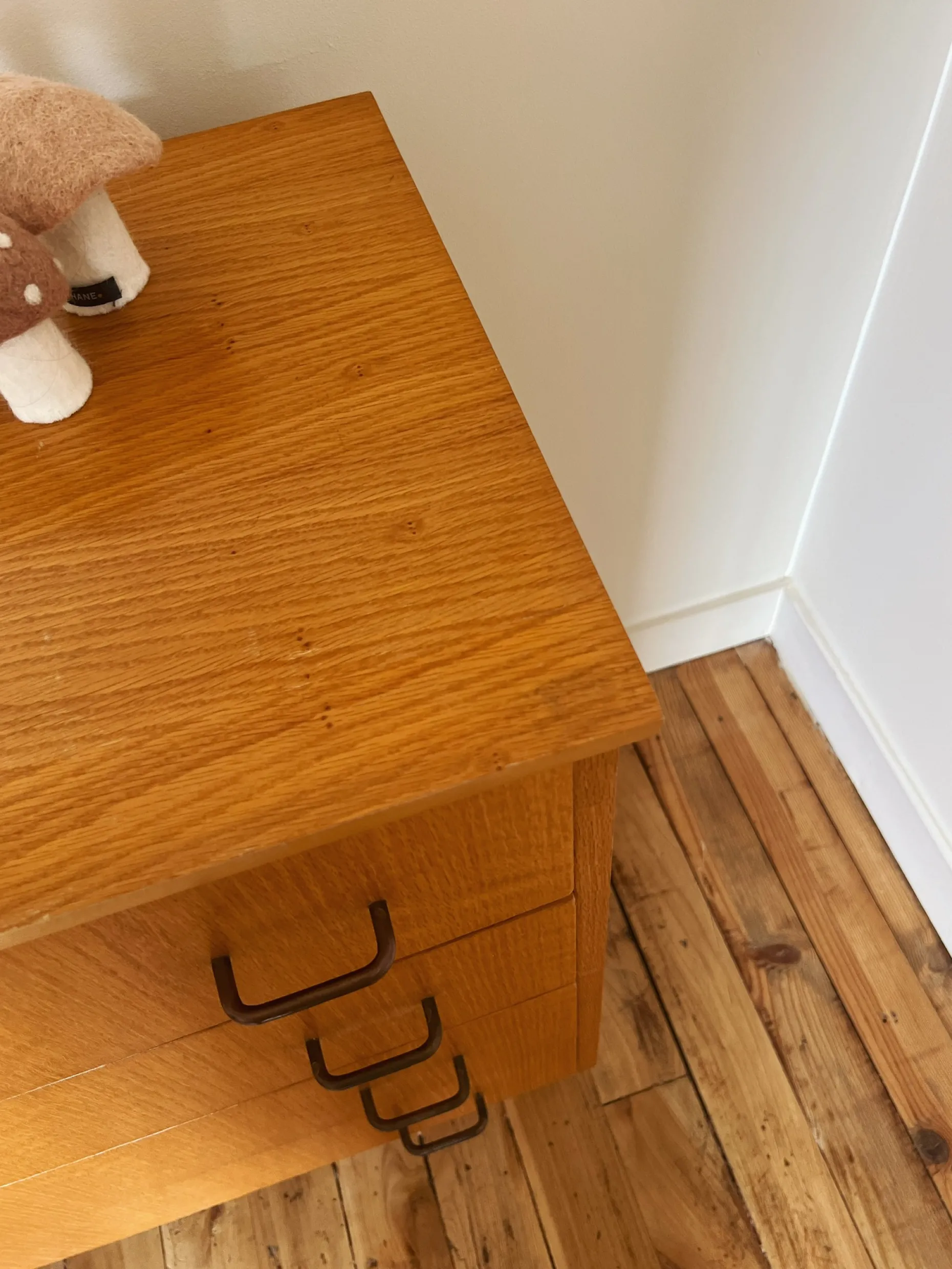 Commode vintage en bois 4 tiroirs