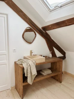 Console en teck recyclé – salle de bain