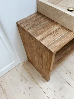 Console en teck recyclé – salle de bain