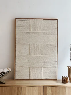 Déco murale en laine et bois de manguier