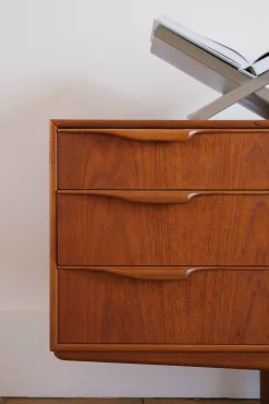 Enfilade en teck par McIntosh