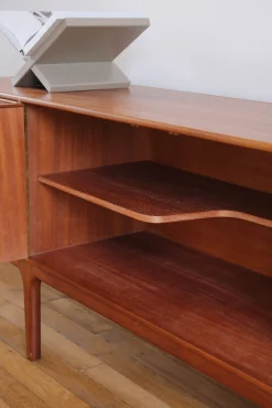 Enfilade en teck par McIntosh