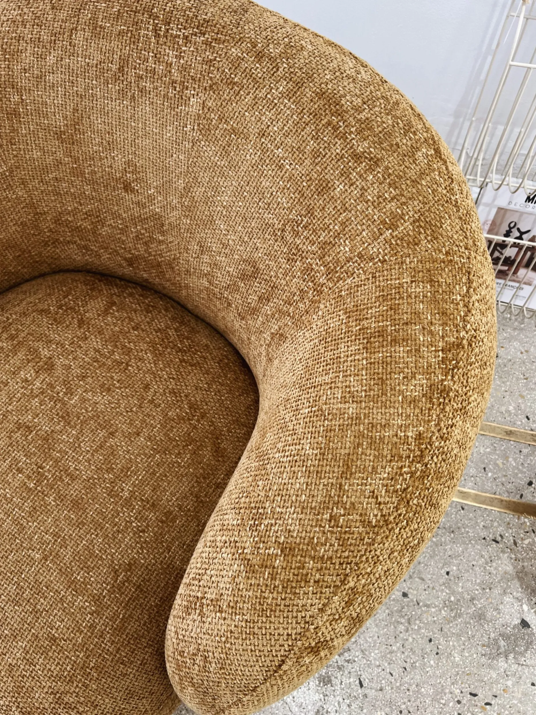 Fauteuil club tissu chiné bronze