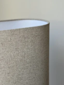 Lampadaire avec pied organique beige