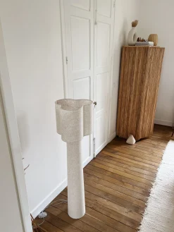 Lampadaire Rosa en toile beige