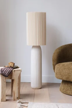 Lampe de sol Minera écru