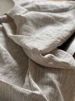 Nappe en lin rayure noisette