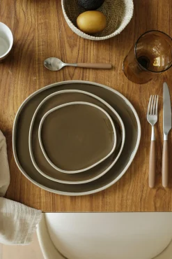 Set de 16 couverts inox et marron