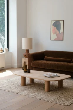 Table basse en chêne clair