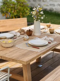 Table de jardin en teck