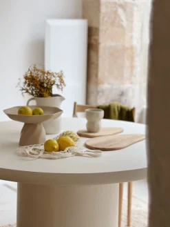 Table ronde de salle à manger – enduit à la chaux