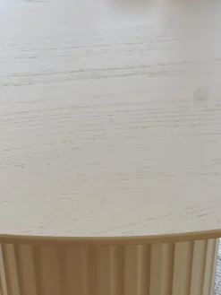 Table ronde sur pied central