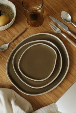 Vaisselle en porcelaine olive – collection Mineral