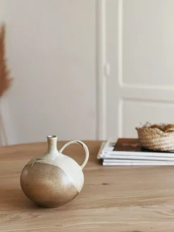 Vase céramique rond avec anse