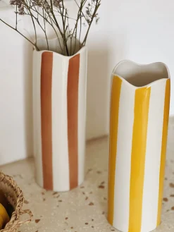 Vase cylindrique rayé